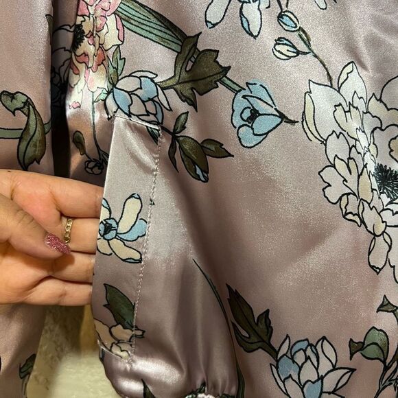 Urban Outfitters Floral Satin Brocade Bomber Jacket Sm Faux Fur Mauve - Picture 7 of 9